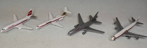 lot 200 image: (4) Die-Cast Metal Aviation Toys w Retractable Wheels- 113