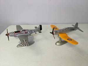 lot 202 image: (2) Aviation Toy Models w Display Stands - 112 & 114