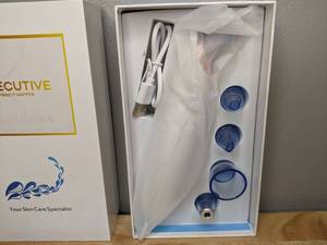 lot 22 image: Brand New Blackhead Acne Face Cleanser Suction Vacuum Pressure