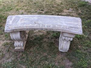 lot 30 image: (Lot 45) Gorgeous Curved Concrete Outdoor Garden Bench