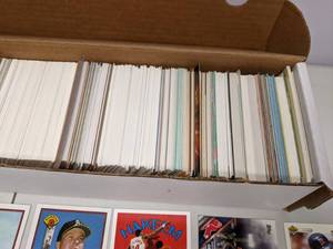 lot 76 image: Multi Sport Card Collection Lot Puckett Ryan Olajuwon Mays NFL NBA MLB