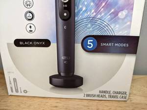 lot 36 image: Brand New Oral-B iO Series 7G Electric Toothbrush with 1 Brush Head Black Onyx