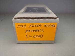 lot 68 image: 1993 Fleer Ultra Baseball Card Collection