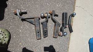 lot 11 image: 5-Assorted Receiver Hitches