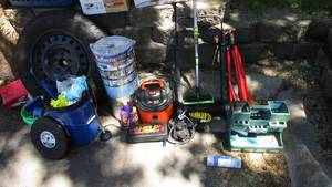 lot 17 image: Assorted Detailing Equipment & Spare Tire