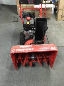 lot 45 image: TroyBilt 24 in Snowblower in good condition see pictures