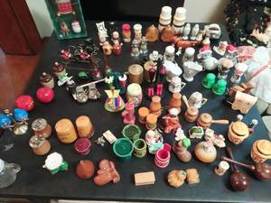 lot 100 image: Lot of Salt & Pepper Shakers