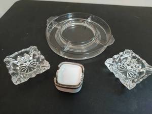 lot 140 image: Collection of serving items and ash trays