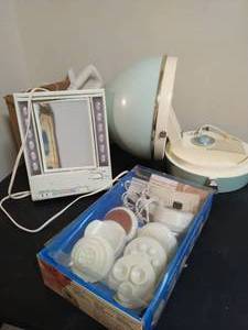 lot 154 image: Collection of personal care electronics