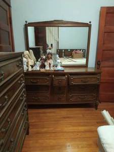 lot 157 image: Low boy Dresser with Mirror