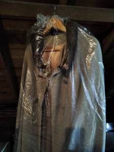 lot 40 image: Lariba Coat