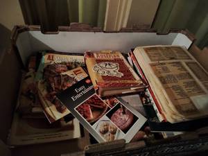 lot 255 image: Cookbooks