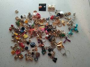 lot 201 image: Collection of Womens Fashion Jewelry