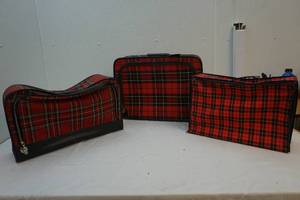 Luggage set