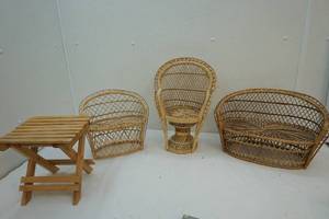 Wicker furniture dcor