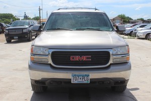 lot 9908 image: 2002 GMC Yukon SLT 4x4 - 2 Owner -