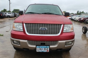 lot 8992 image: 2003 Ford Expedition Eddie Bauer 4X4