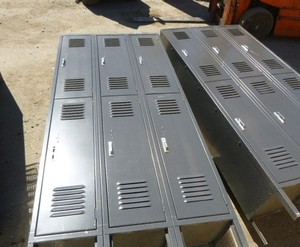 2 Locker Units