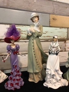 Figures- Oh So Scarlet collection, Emerald Isle Ladies collection, Thomas Kinkade, Home Interiors&nbsp