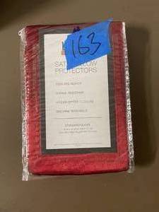 Home Design Standard Queen 2-Pc. Satin Pillow Medium Red