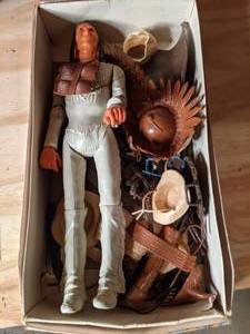 lot 126 image: Vintage Native American Doll with Accessories