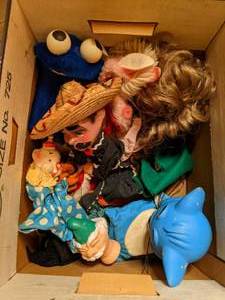 lot 128 image: Vintage Puppets, including Tom the Cat and Mexican Marionette with Gun