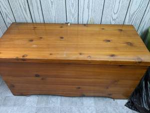lot 136 image: Stunning Cedar Chest