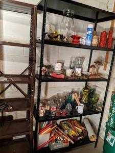 lot 106 image: Miscellaneous Home Decor Items