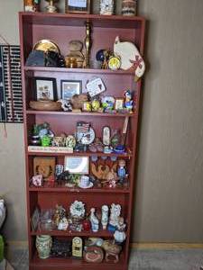 lot 160 image: Sturdy Wooden Brick Red 6-shelf Bookcase