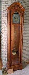 lot 3 image: Stunning Handcrafted Grandfather Clock w Complete Set of 3 Weights