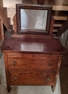 lot 100 image: Vintage Childs Wood Chest of Drawers with Vanity Mirror