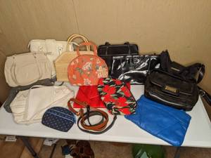 lot 77 image: Variety Lot of Purses