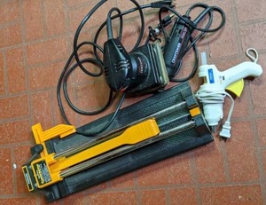 lot 228 image: Craftsman Sander, Craftsman Rotary Tool, Glue Gun, & Plasplugs Contractor Tile Cutter