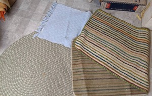 lot 203 image: Set of (3) Rugs