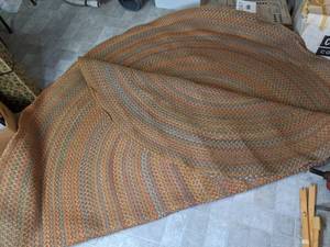 lot 198 image: Beautiful Multi-Colored Rug