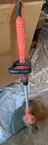 lot 299 image: Black & Decker Weed Wacker