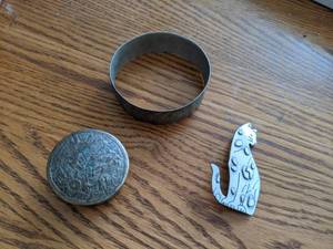 lot 306 image: Beautiful Bracelet, Cat Broach, & Small Circular Box