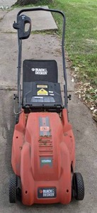 lot 279 image: Black & Decker Zero Emissions Electric Lawn Mower