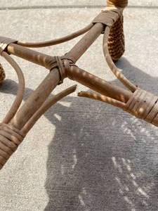 lot 104 image: Wicker Bench