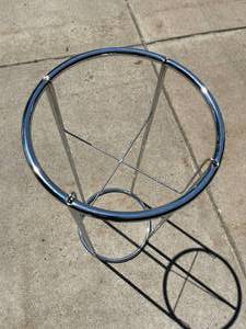 lot 113 image: Metal Plant Stand with Ceramic Planter