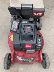 lot 117 image: Toro Super Recycler CTS5 Lawn Mower