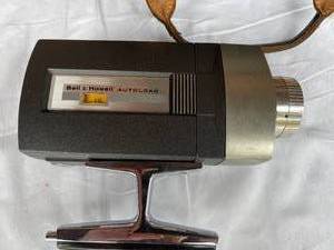 lot 159 image: Bell and Howell Autoload Super 8 Camera
