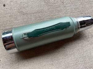 lot 168 image: Stanley Alladin One Quart Thermos