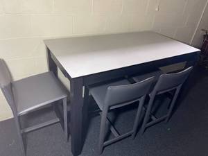 lot 205 image: Wooden Two Drawer Table With Three Stools