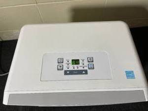 lot 211 image: Perfect Air Dehumidifier