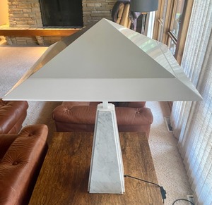 lot 12 image: Contemporary Style Table Lamp