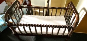 lot 241 image: Antique Spindle Childs Bed