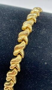 lot 256 image: 14k Gold Bracelet