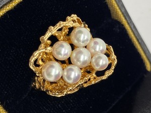 lot 259 image: Dazzling Pearl Cluster and 14K Ring