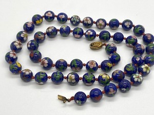 lot 276 image: Beautiful Vintage Cloisonn Beaded Necklace